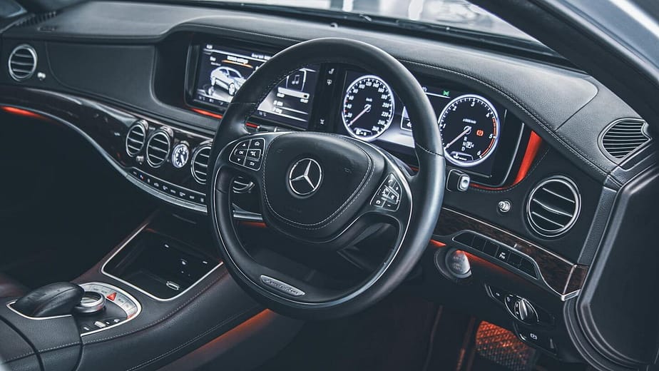 Transfer from Heathrow to Luton Airport